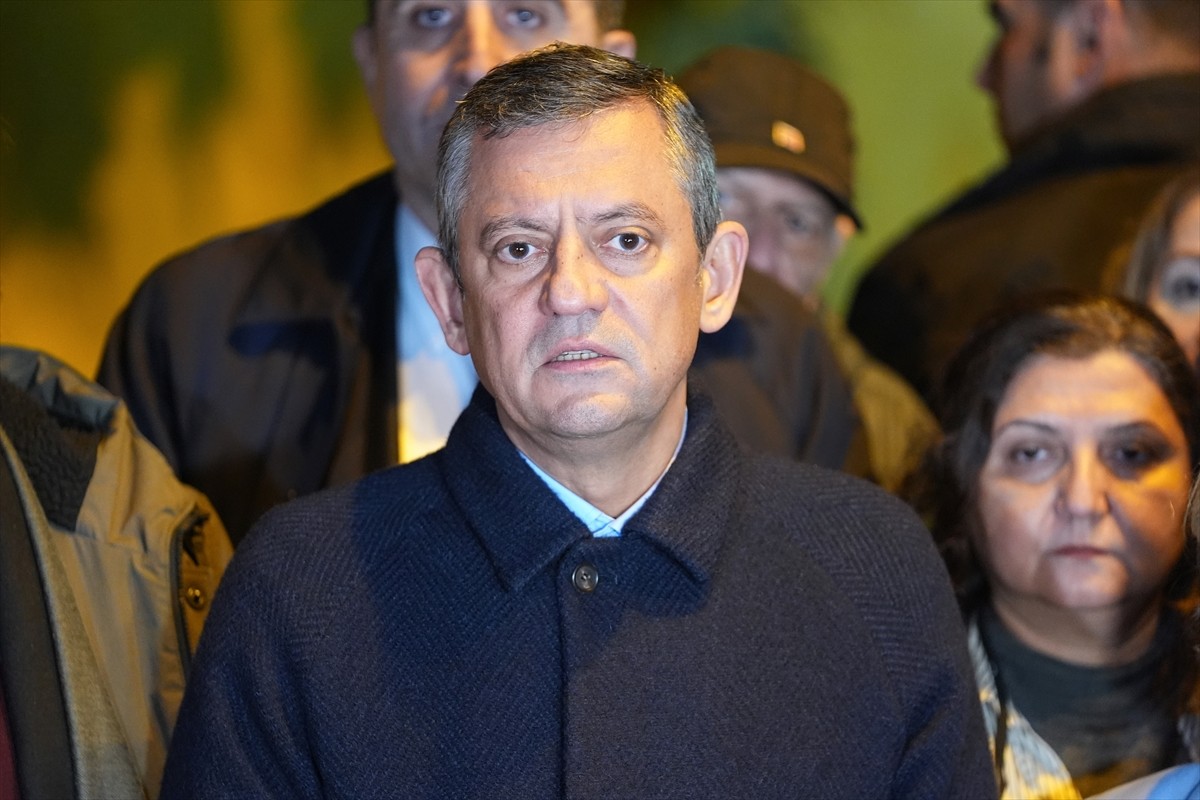 CHP Genel Başkanı Özgür Özel, İstanbul Cumhuriyet Başsavcılığının suç örgütü soruşturması...