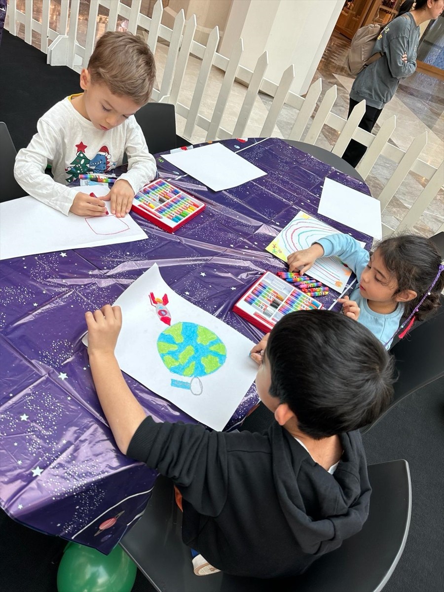 Çocukların hayal gücüne ilham veren ve sanatla çevre bilincini oluşturan Uluslararası Pınar Çocuk...