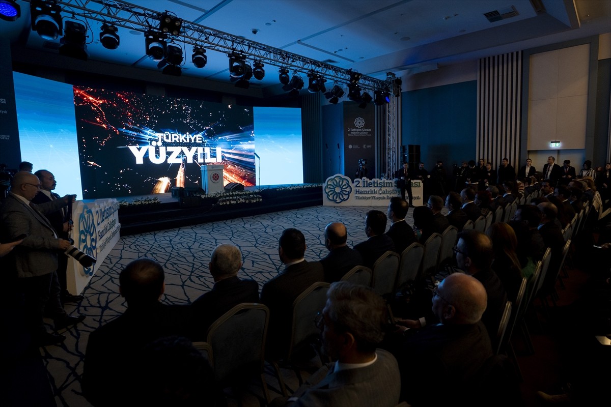 Cumhurbaşkanlığı İletişim Başkanı Fahrettin Altun, "Türkiye Yüzyılı: İletişimin Yüzyılı" temasıyla...