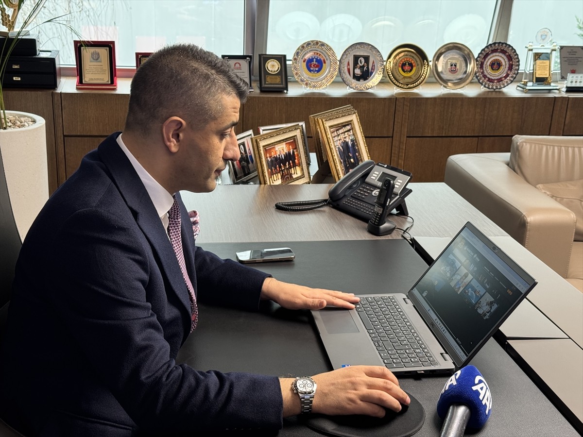 Ekol TV Yönetim Kurulu Başkanı Emrah Doğru, Anadolu Ajansının (AA) gözünden 2024'e damga vuran...