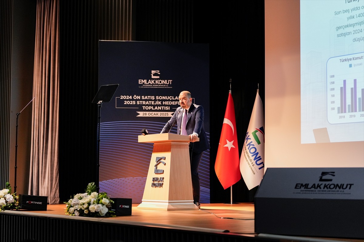 Emlak Konut GYO, 2024 yılı satış sonuçlarını ve 2025 stratejik hedeflerini açıkladı. Genel Müdür...