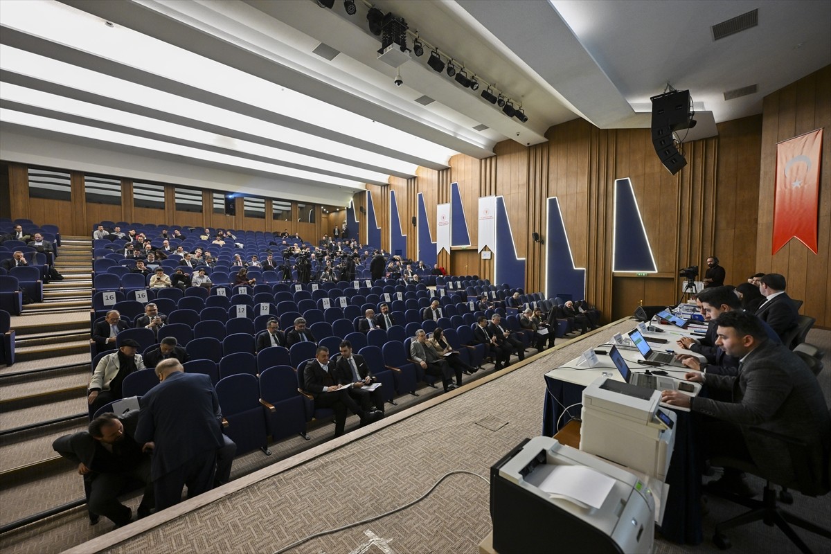  Enerji ve Tabii Kaynaklar Bakanlığının, 5 ayrı bölge için toplam 1200 megavatlık Rüzgar Enerjisi...