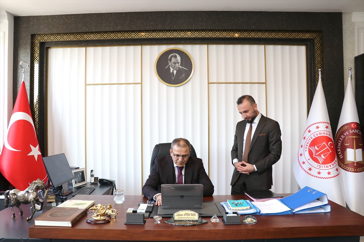 Erzurum Cumhuriyet Başsavcısı Adem Aydemir, Anadolu Ajansının (AA) gözünden 2024'e damga vuran...