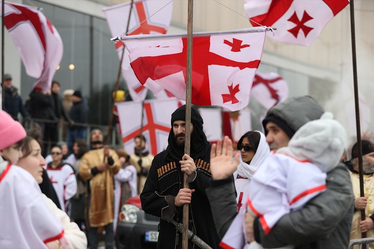 Gürcistan'da 7 Ocak'ta kutlanan Ortodoks Hristiyanların Noel Bayramı kapsamında başkent Tiflis'te...