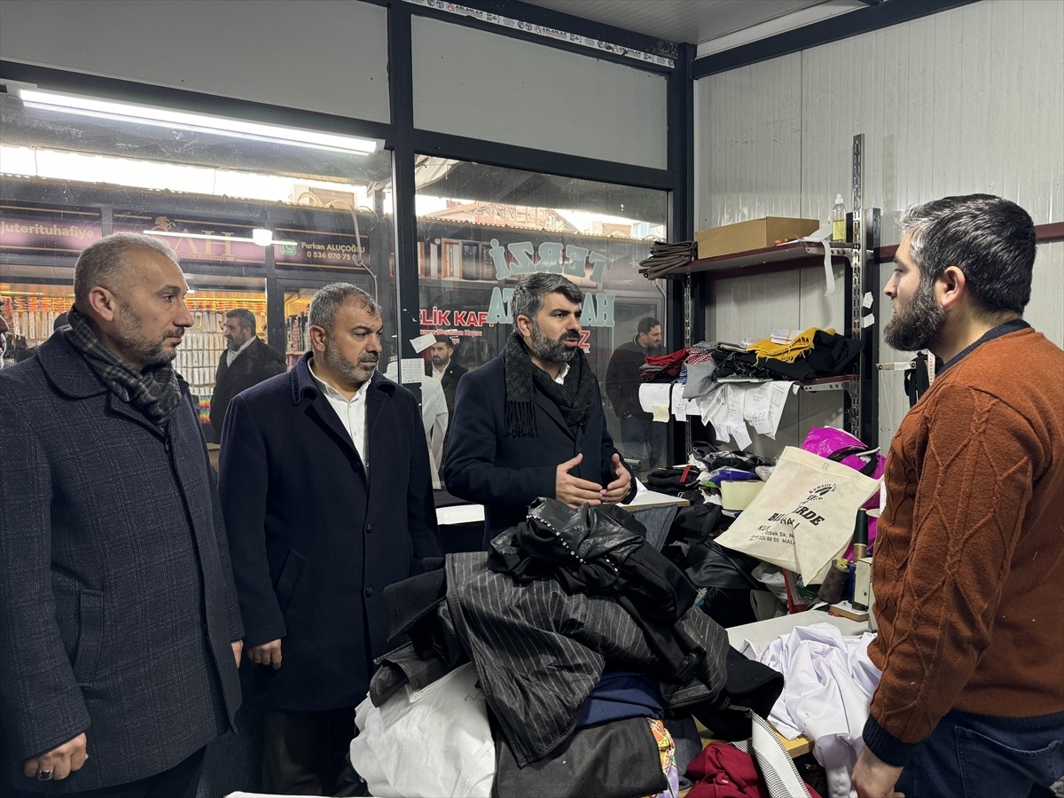 HÜDA PAR Deprem Bölgesi Araştırma Komisyonu heyeti, Kahramanmaraş merkezli 6 Şubat 2023'teki...