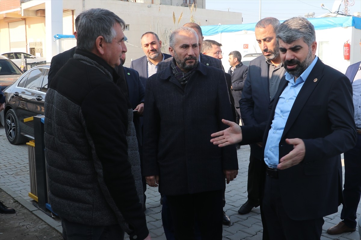 Hür Dava Partisi (HÜDA PAR) Deprem Bölgesi Araştırma Komisyonu heyeti, Kahramanmaraş merkezli 6...