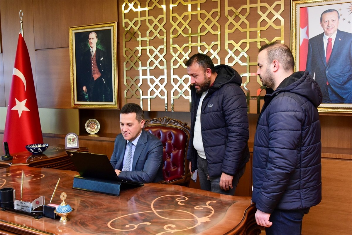 Kastamonu Üniversitesi Rektörü Prof. Dr. Ahmet Hamdi Topal, Anadolu Ajansının (AA) gözünden 2024'e...