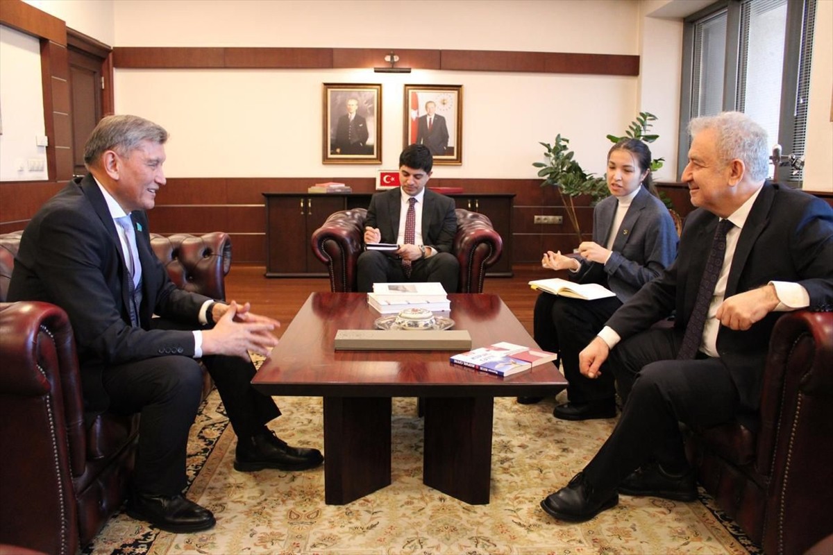 Kazakistan Parlamentosunun üst kanadı Senato’nun Sosyokültürel Kalkınma ve Bilim Komitesi Başkanı...