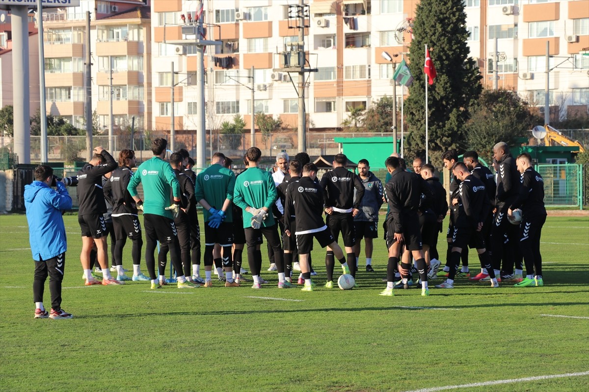 Kocaelispor, Trendyol 1. Lig'in 22. haftasında Erzurumspor FK ile deplasmanda oynayacağı maçın...