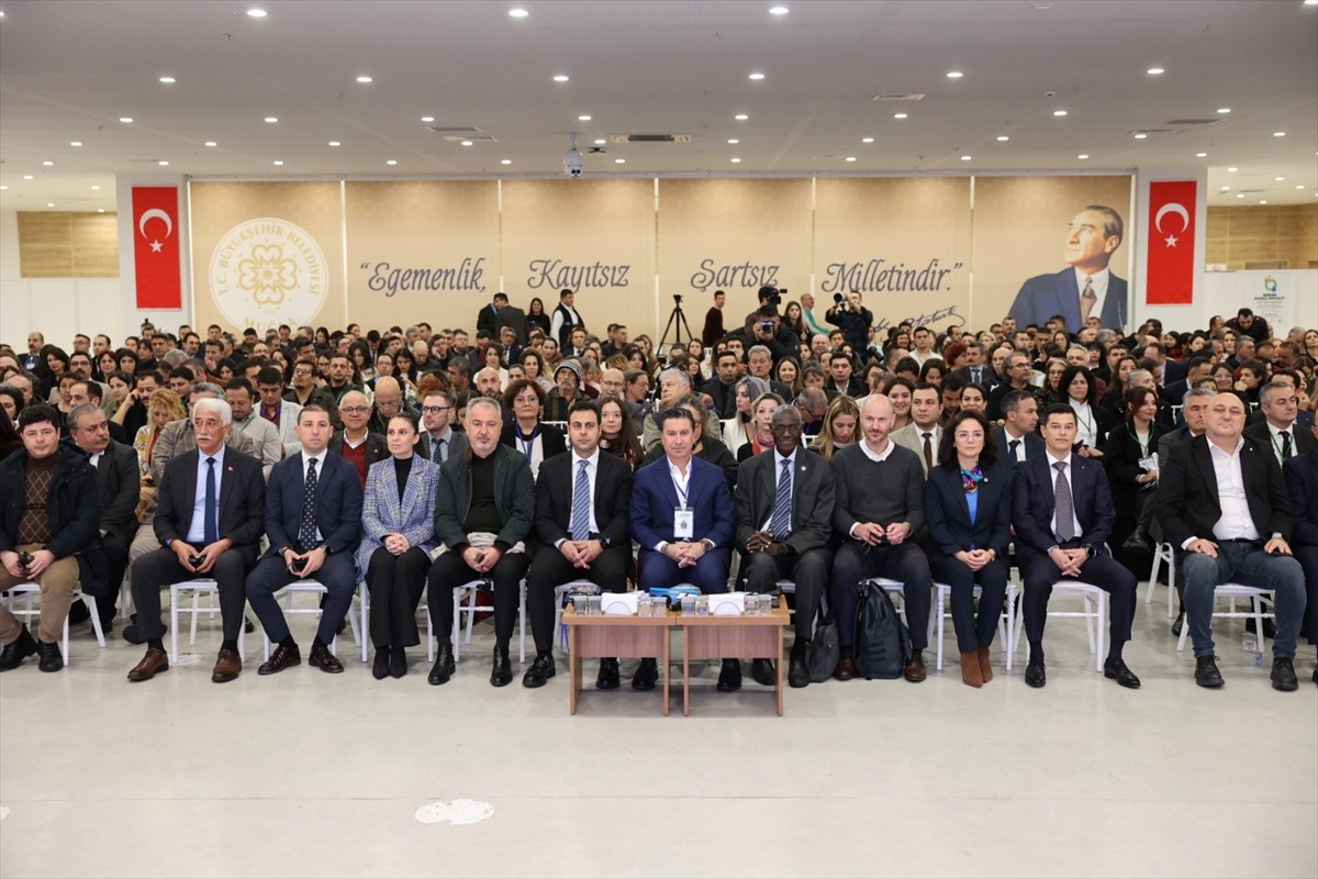 Muğla'da, "İklim Değişikliğine Uyumda Uluslararası Susuz Peyzaj Çalıştayı" düzenlendi. Türkan...