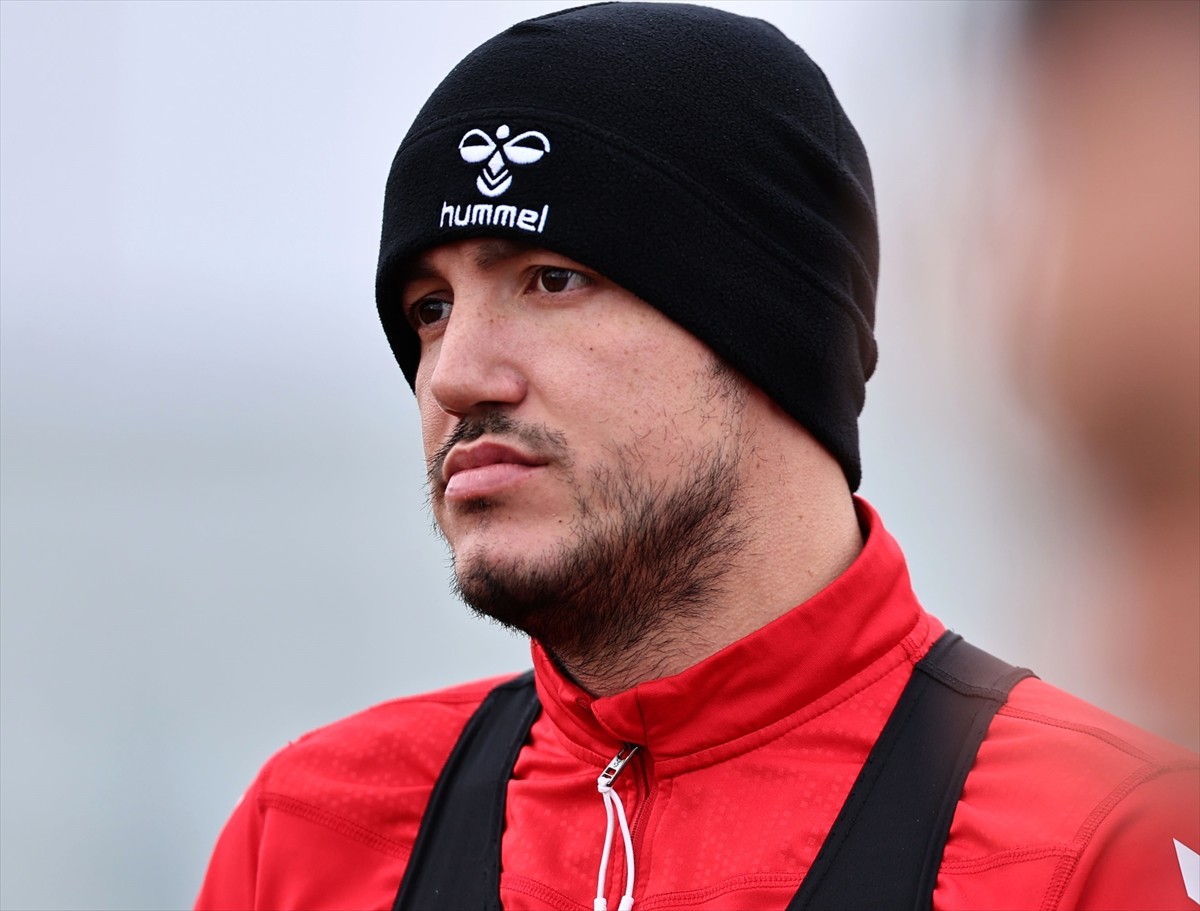 Net Global Sivasspor, Trendyol Süper Lig'in 20. haftasında deplasmanda Trabzonspor ile yapacağı...