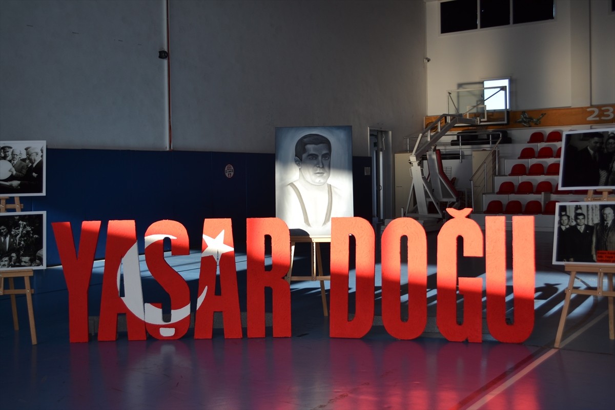 Olimpiyat dünya ve Avrupa şampiyonu, eski milli güreşçi Yaşar Doğu, vefatının 64. yılında...