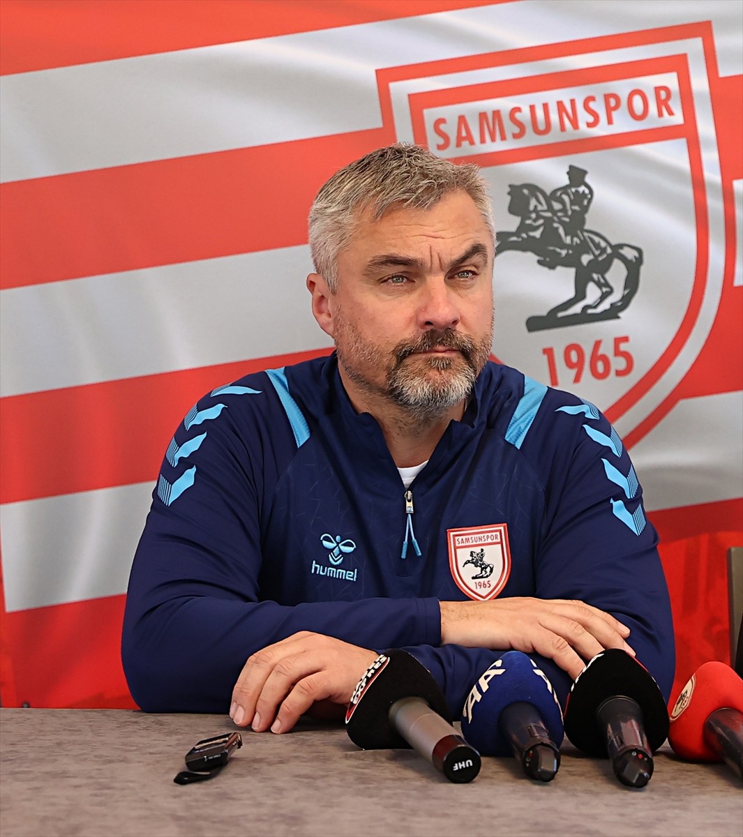 Reeder Samsunspor, Trendyol Süper Lig'in 19. haftasında deplasmanda Kayserispor ile oynayacağı...