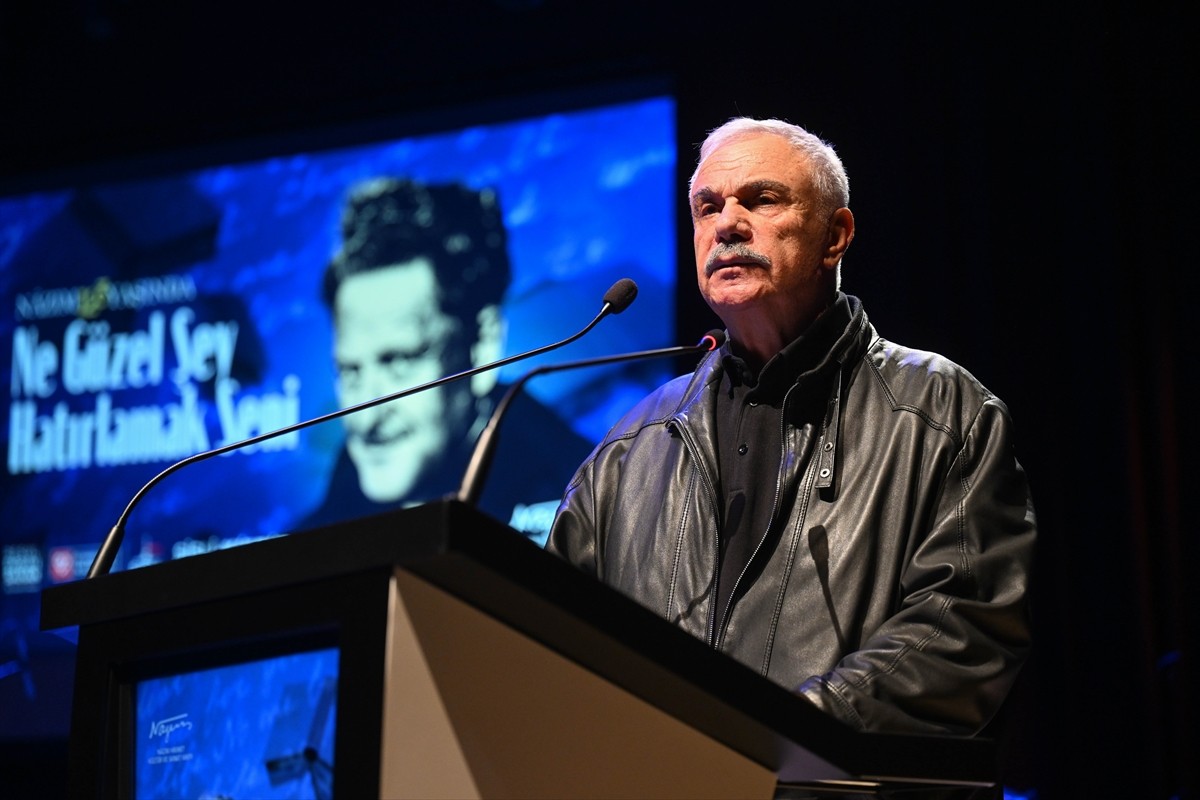 Şair ve yazar Nazım Hikmet, doğumunun 123. yıl dönümünde Şişli Belediyesi ile Nazım Hikmet Kültür...