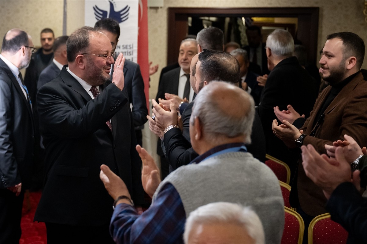 SES Partisinin 2. Olağan Büyük Kongresi, Ankara'da bir otelde gerçekleştirildi.