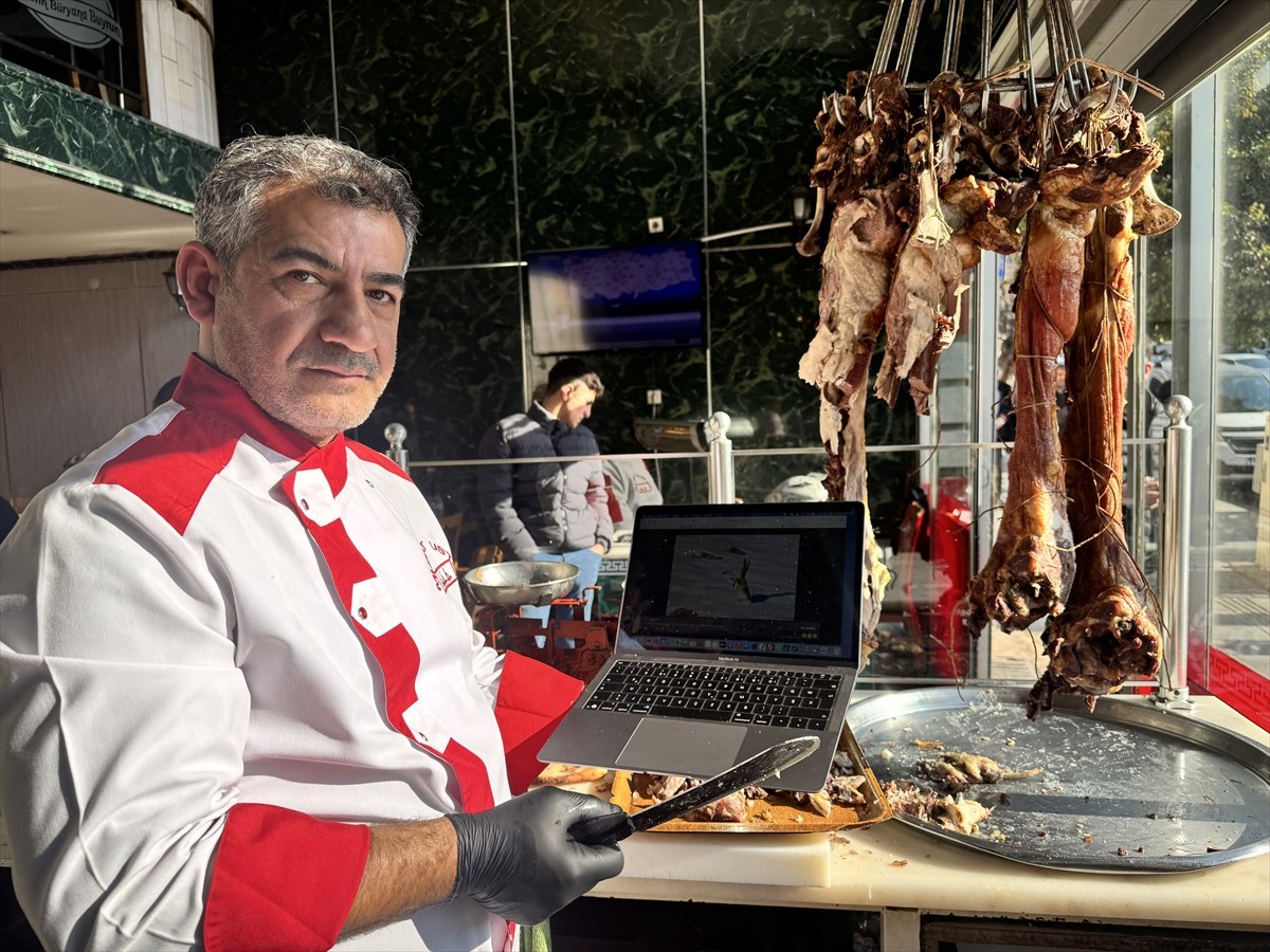 Siirt'te büryan ustaları, Anadolu Ajansının (AA) gözünden 2024'e damga vuran olaylara ait...