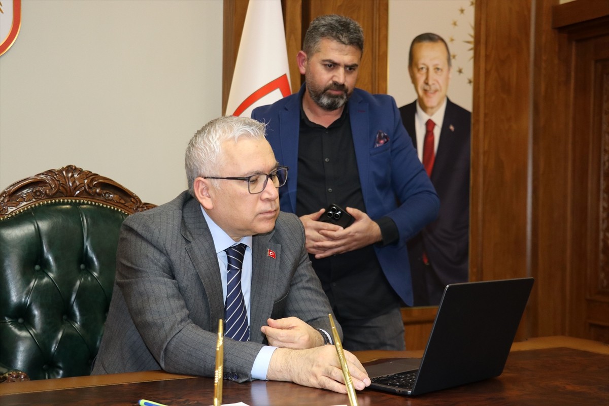 Sivas Valisi Yılmaz Şimşek, Anadolu Ajansının (AA) gözünden 2024'e damga vuran olaylara ait ve...