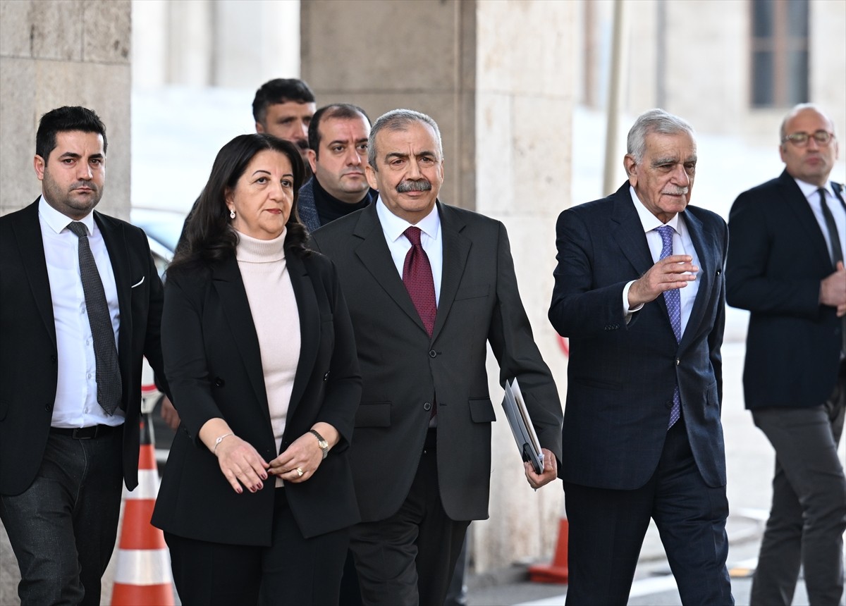 TBMM Başkanı Numan Kurtulmuş, DEM Parti heyetini kabul etti. Meclis'te gerçekleşen kabule, DEM...