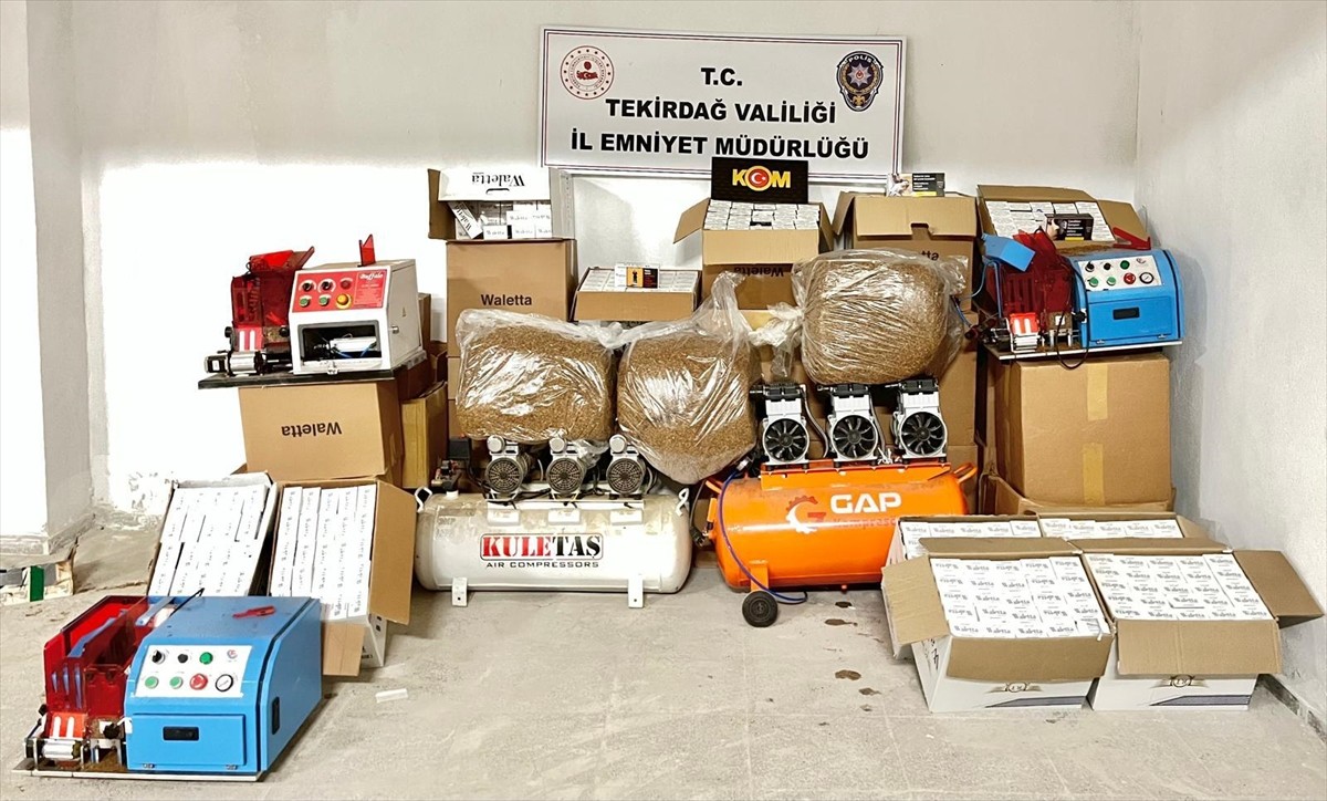 Tekirdağ'da düzenlenen kaçakçılık operasyonunda 13 şüpheli gözaltına alındı. Belirlenen adreslere...