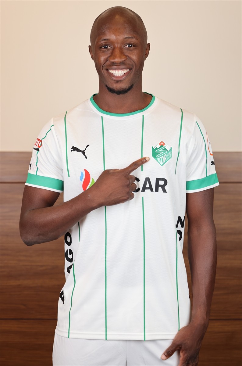 Trendyol 1. Lig ekiplerinden Alagöz Holding Iğdır FK, Bulgaristan 1. Lig takımlarından Botev...