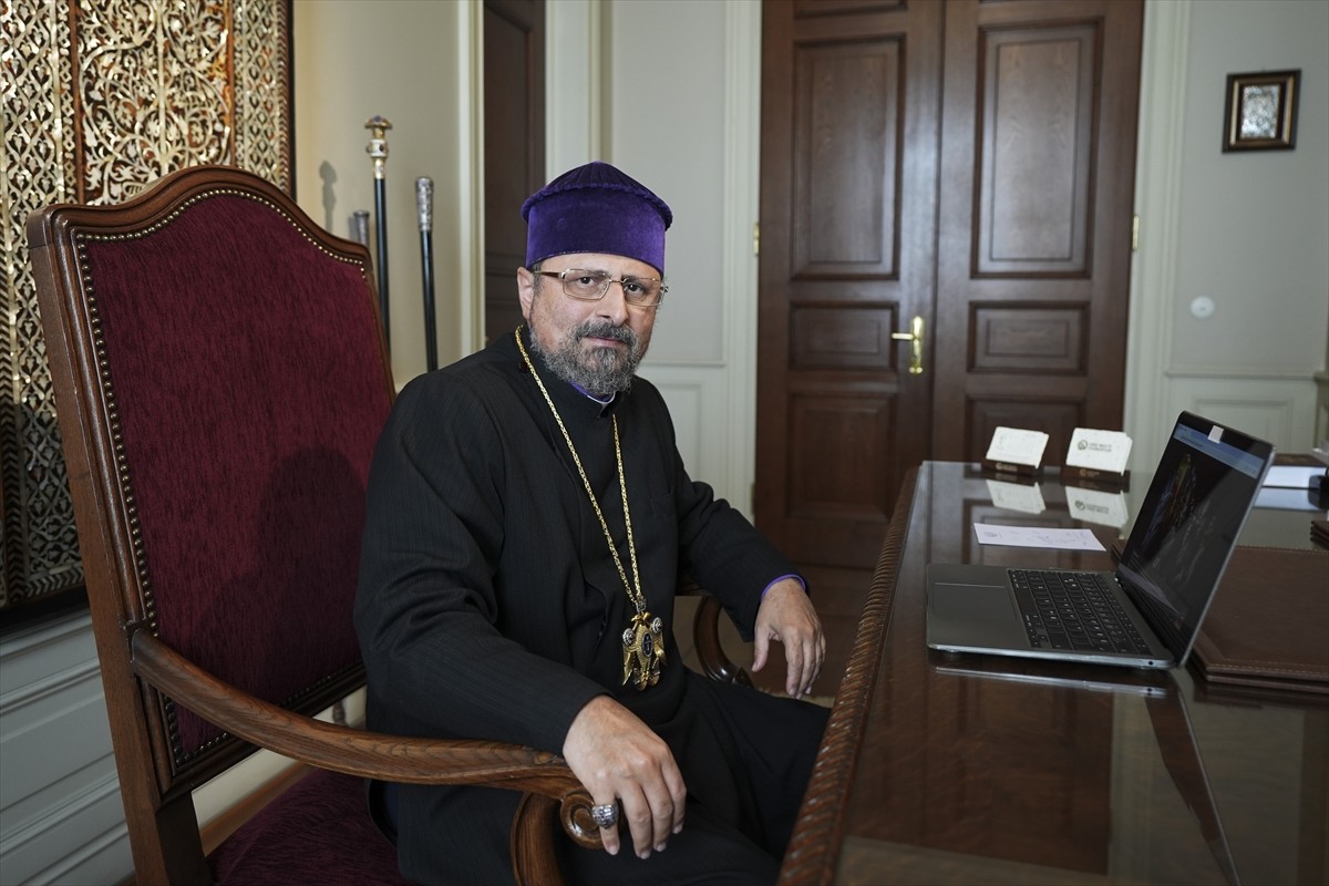 Türkiye Ermenileri Patriği Sahak Maşalyan, Anadolu Ajansının (AA) gözünden 2024'e damga vuran...