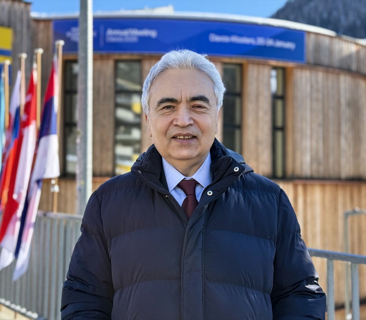 Uluslararası Enerji Ajansı (IEA) Başkanı Fatih Birol, Dünya Ekonomik Forumu'nun (WEF) İsviçre'nin...