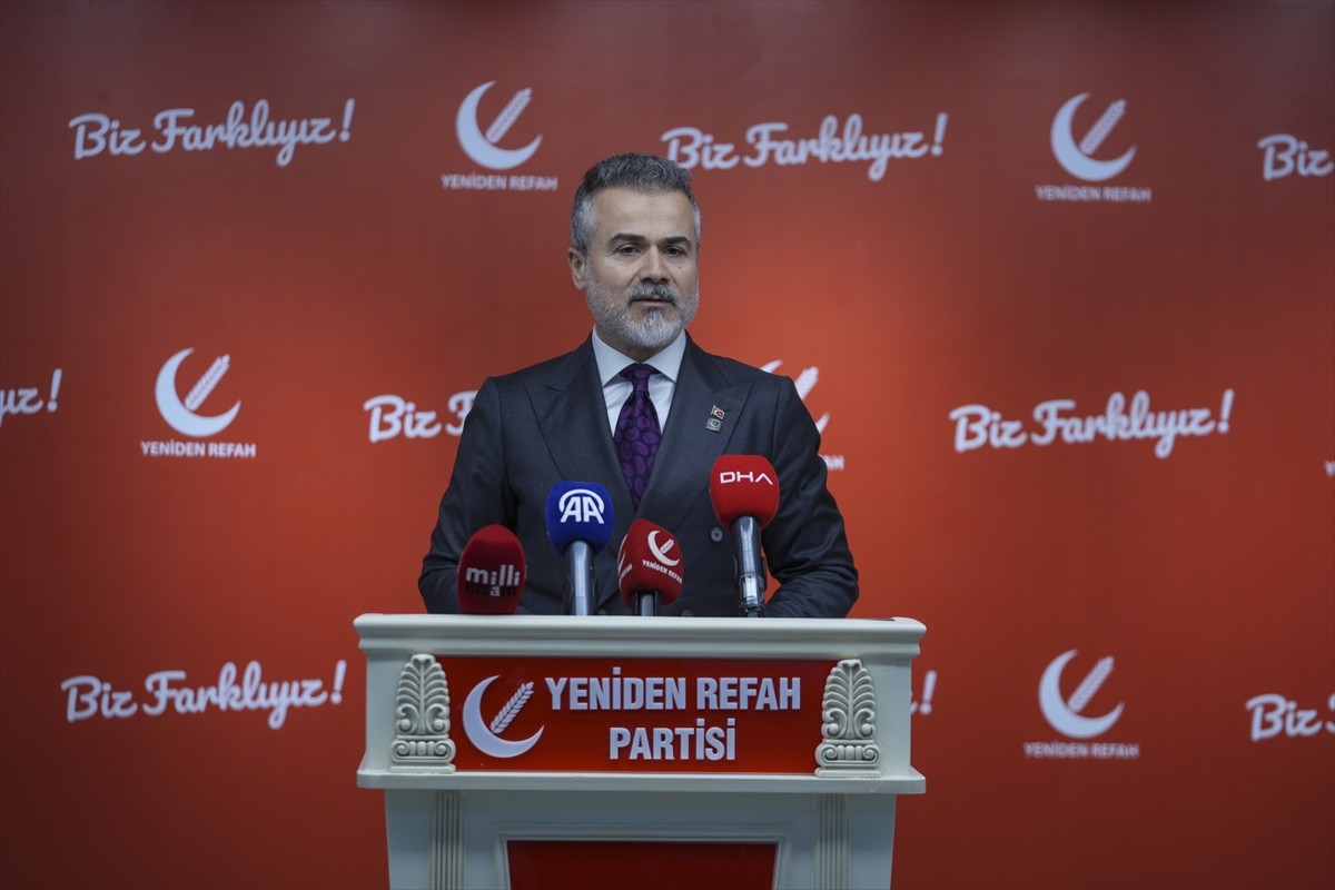 Yeniden Refah Partisi Genel Başkan Yardımcısı Suat Kılıç, partisinin Merkez Yürütme Kurulu (MYK)...