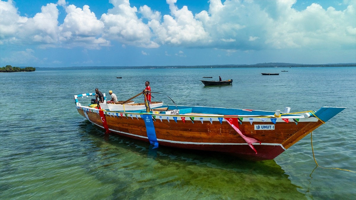 Zanzibar’ın adalarından biri olan ve gıdaya ulaşmakta ciddi sorunlar yaşayan Tumbatu Adası, Umut...