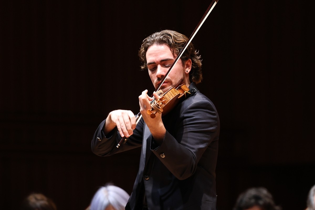 2021 yılı "Paganini Ödülü"nün sahibi keman virtüözü Giuseppe Gibboni, ilk kez Türkiye'de konser...