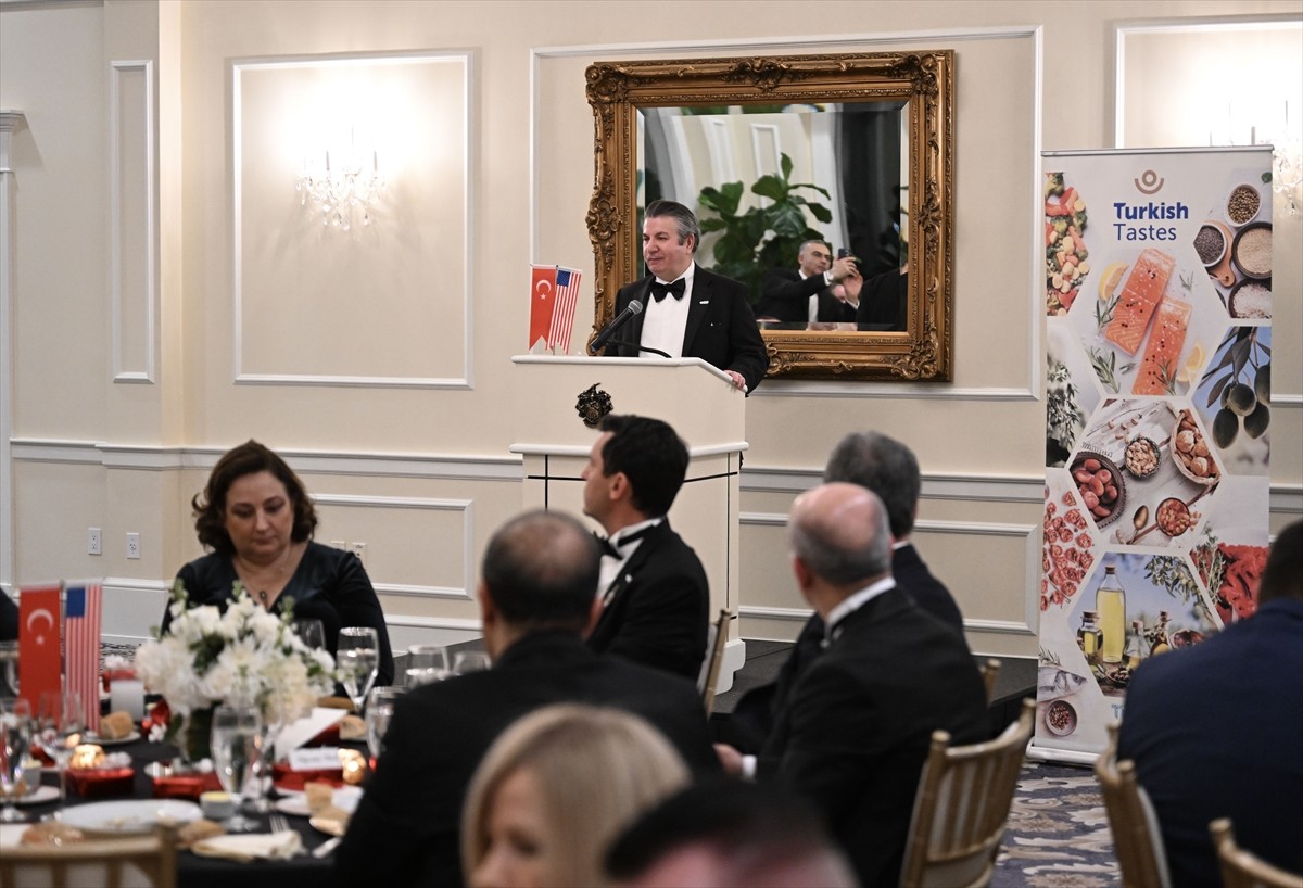 ABD'nin başkenti Washington DC'de düzenlenen bir etkinlikte Türk gıda ürünleri tanıtıldı. Ege...