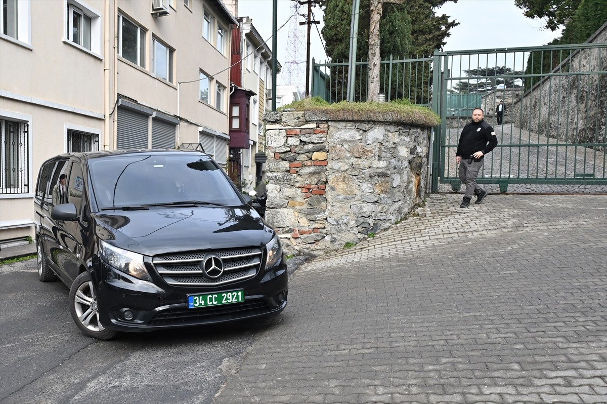 ABD ve Rusya arasında büyükelçiliklerin faaliyetlerini etkileyen hususların ele alınması üzerine...