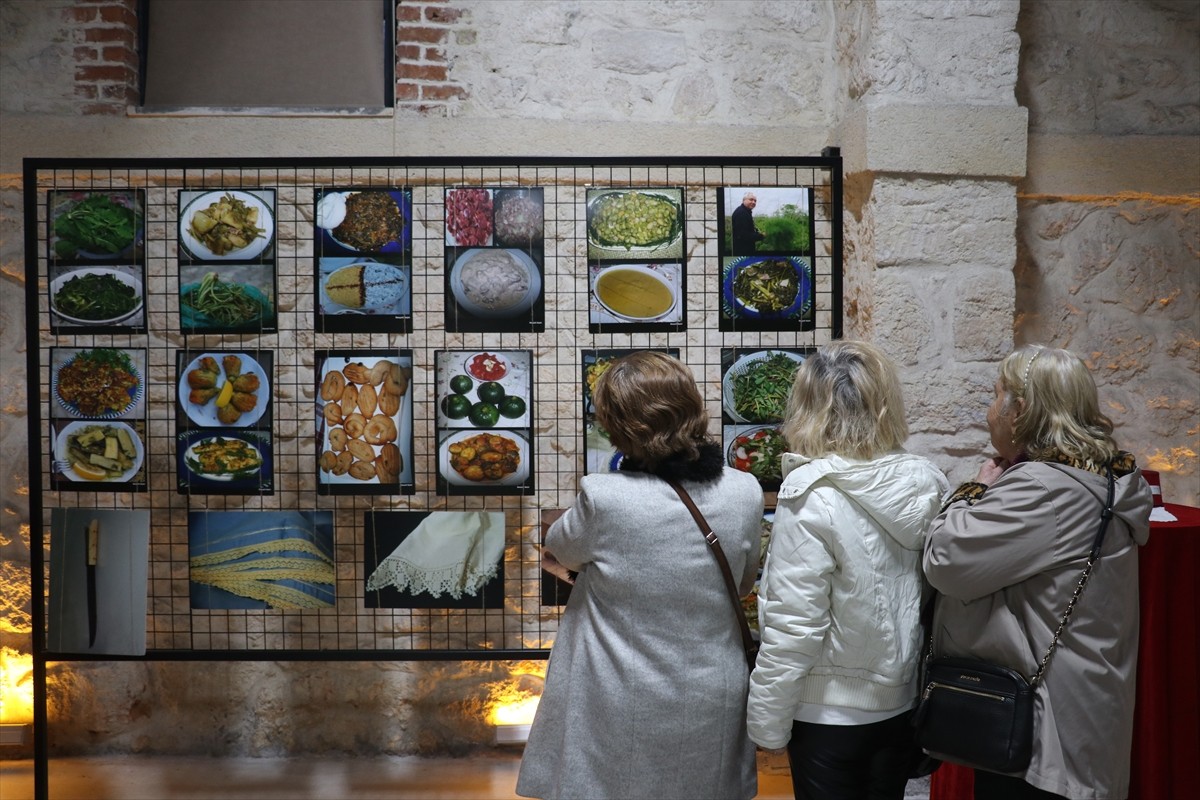 Adana'da, Türkiye ve Yunanistan nüfus mübadelesi anlaşmasının 102. yılı dolayısıyla anma programı...