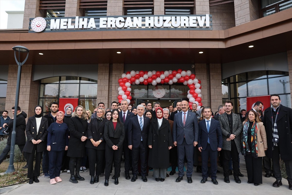 Aile ve Sosyal Hizmetler Bakanı Mahinur Özdemir Göktaş, Konya'nın Seydişehir ilçesindeki Meliha...