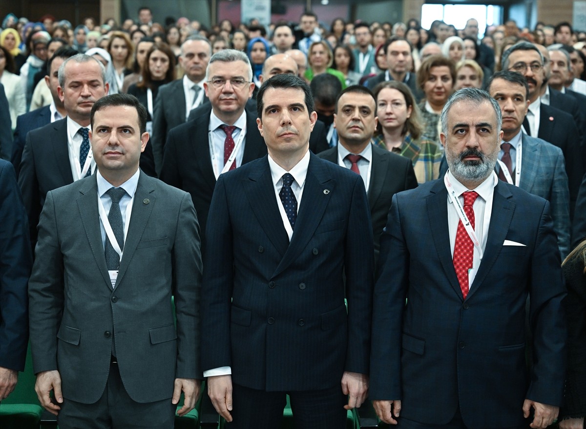 Ankara İl Sağlık Müdürlüğünce Etlik Şehir Hastanesi Konferans Merkezi'nde, "Doğal Olan Normal...