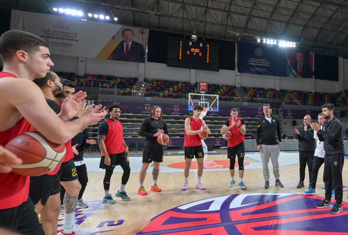 Basketbol Erkekler ING Türkiye Kupası Dörtlü Finali'nde yarın Beşiktaş Fibabanka ile finale kalma...