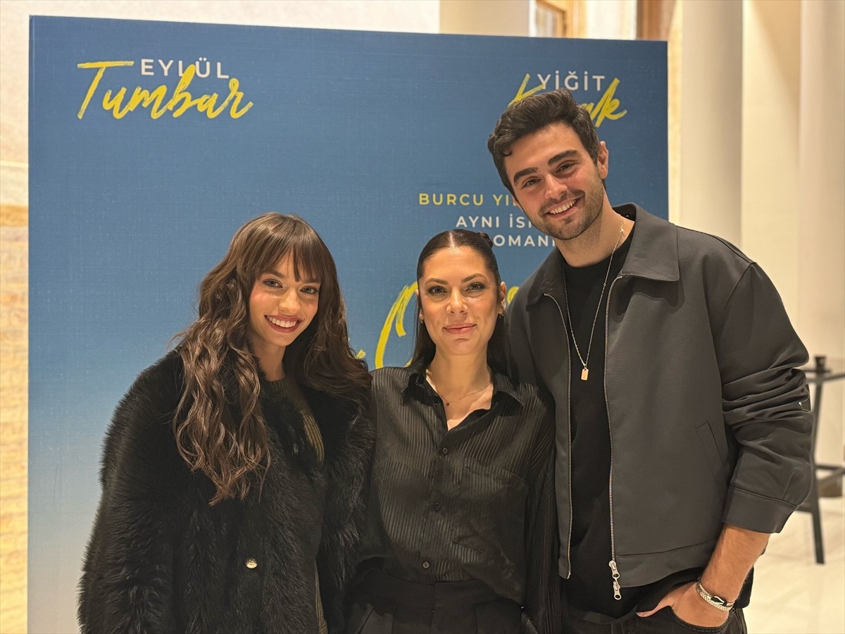 Burcu Yılmaz'ın aynı isimli romanından uyarlanan "Bir Ömrün Sonbaharı" adlı romantik drama filmin...