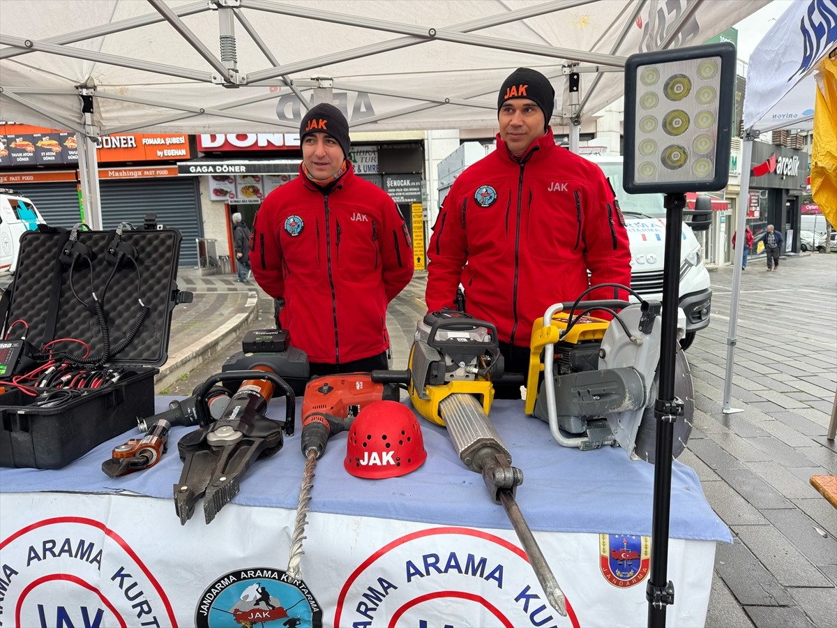 Bursa İl Afet ve Acil Durum Müdürlüğü (AFAD) öncülüğünde, Kahramanmaraş merkezli 6 Şubat 2023'teki...