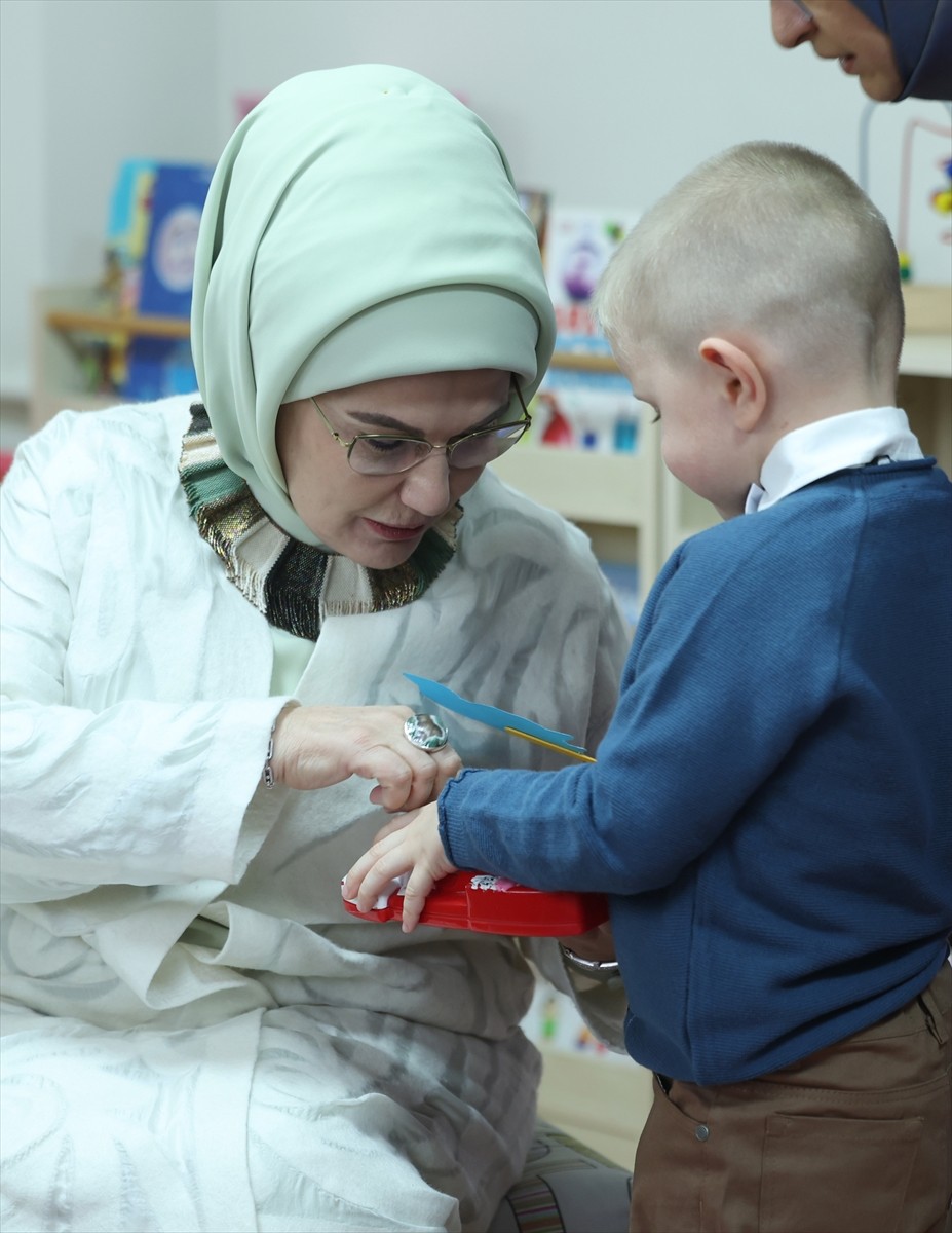 Cumhurbaşkanı Recep Tayyip Erdoğan'ın eşi Emine Erdoğan (sağda), Türkiye'ye resmi ziyaret...