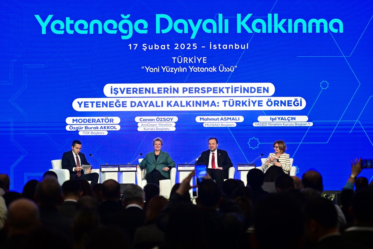 Cumhurbaşkanlığı İnsan Kaynakları Ofisi tarafından düzenlenen İstanbul İnsan Kaynakları Forumu...