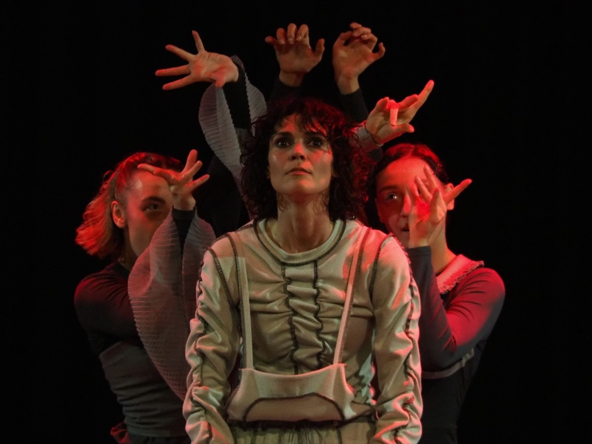  Devlet Tiyatrolarının (DT) İstanbul 3. Uluslararası Kadın Oyun Yazarları Tiyatro Festivali 7...