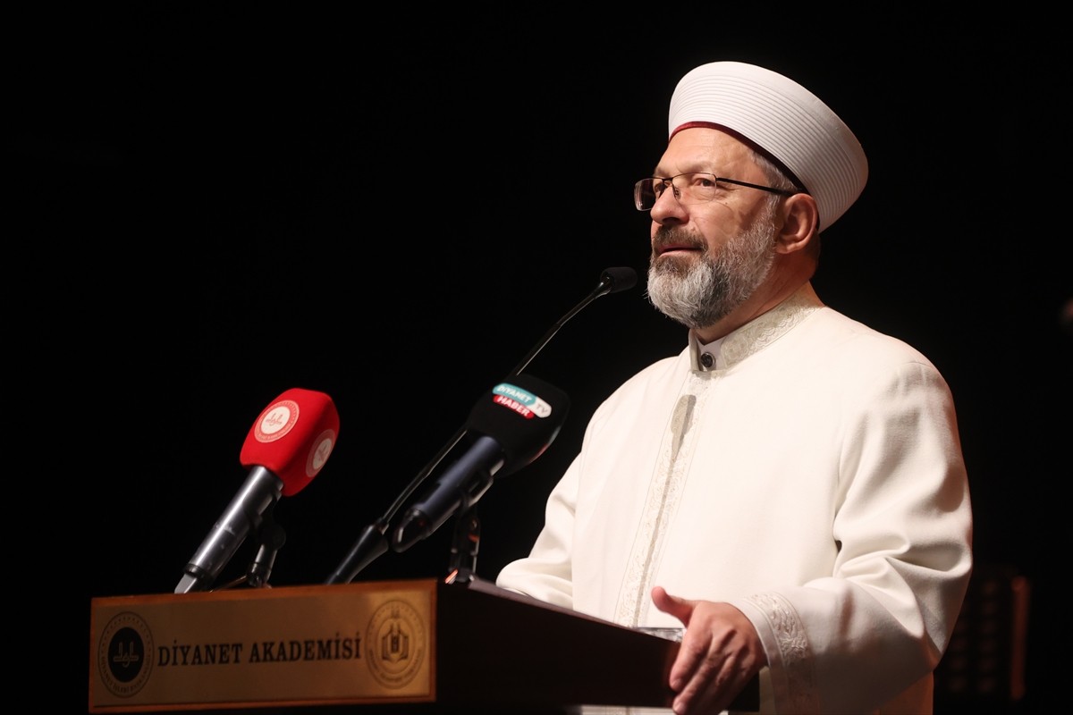 Diyanet İşleri Başkanı Ali Erbaş, Diyanet Akademisi Başkanlığı Haseki Abdurrahman Gürses Kıraat...