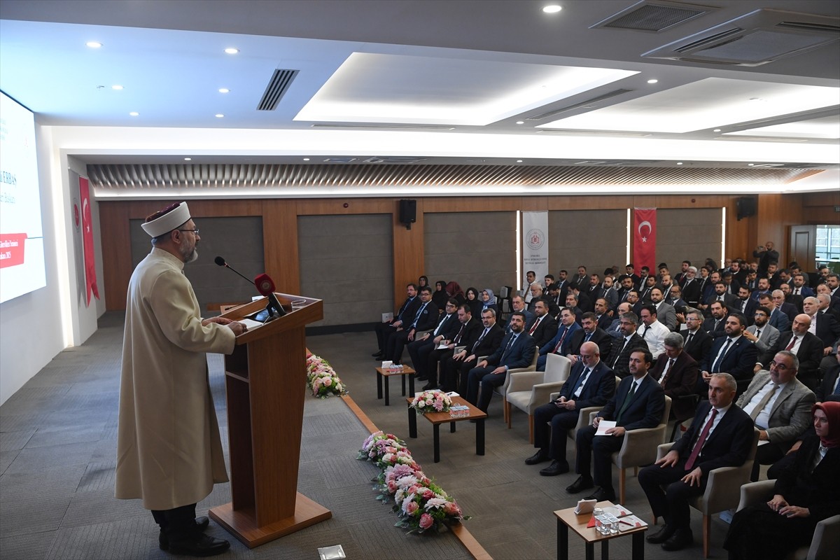 Diyanet İşleri Başkanı Ali Erbaş, Diyanet Akademisi Başkanlığınca Rıfat Börekçi Dini İhtisas...