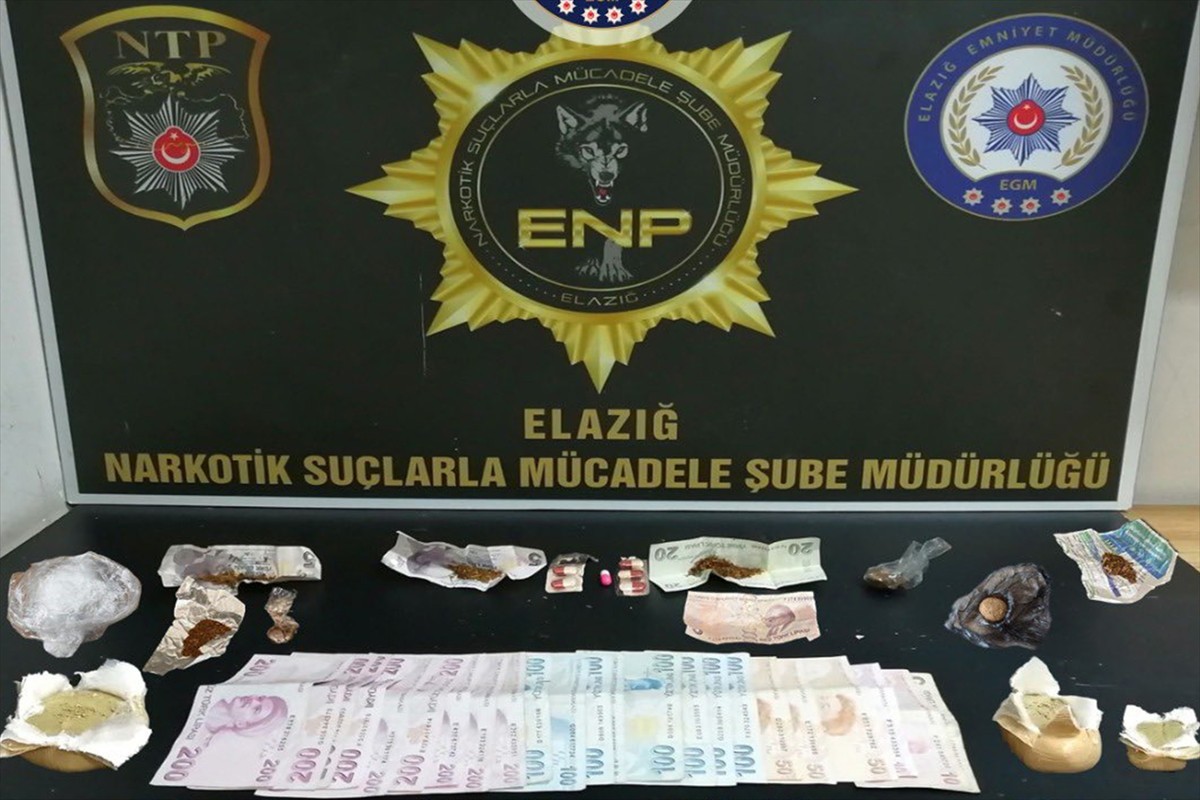 Elazığ'da düzenlenen asayiş operasyonlarında gözaltına alınan 39 şüpheliden 5'i tutuklandı....