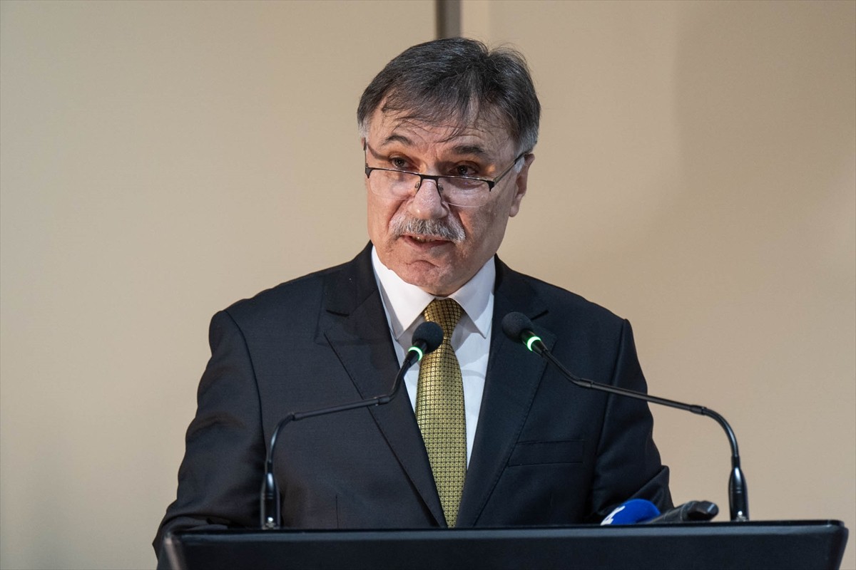 Fatih Sultan Mehmet Vakıf Üniversitesince, medeniyetin temel taşlarından biri olan vakıf konusunu...