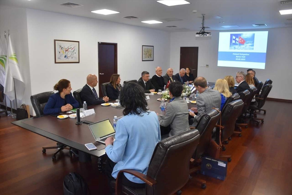 Finlandiya'nın Ankara Büyükelçisi Pirkko Hamalainen ile beraberindeki heyet, Uludağ İhracatçı...