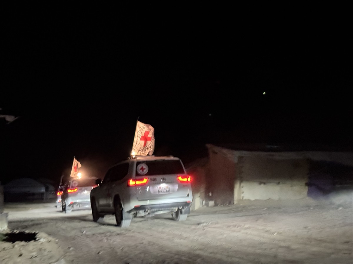 Gazze'de ateşkes ve esir takası anlaşmasının birinci aşamasında teslim edilmesi beklenen son 4...