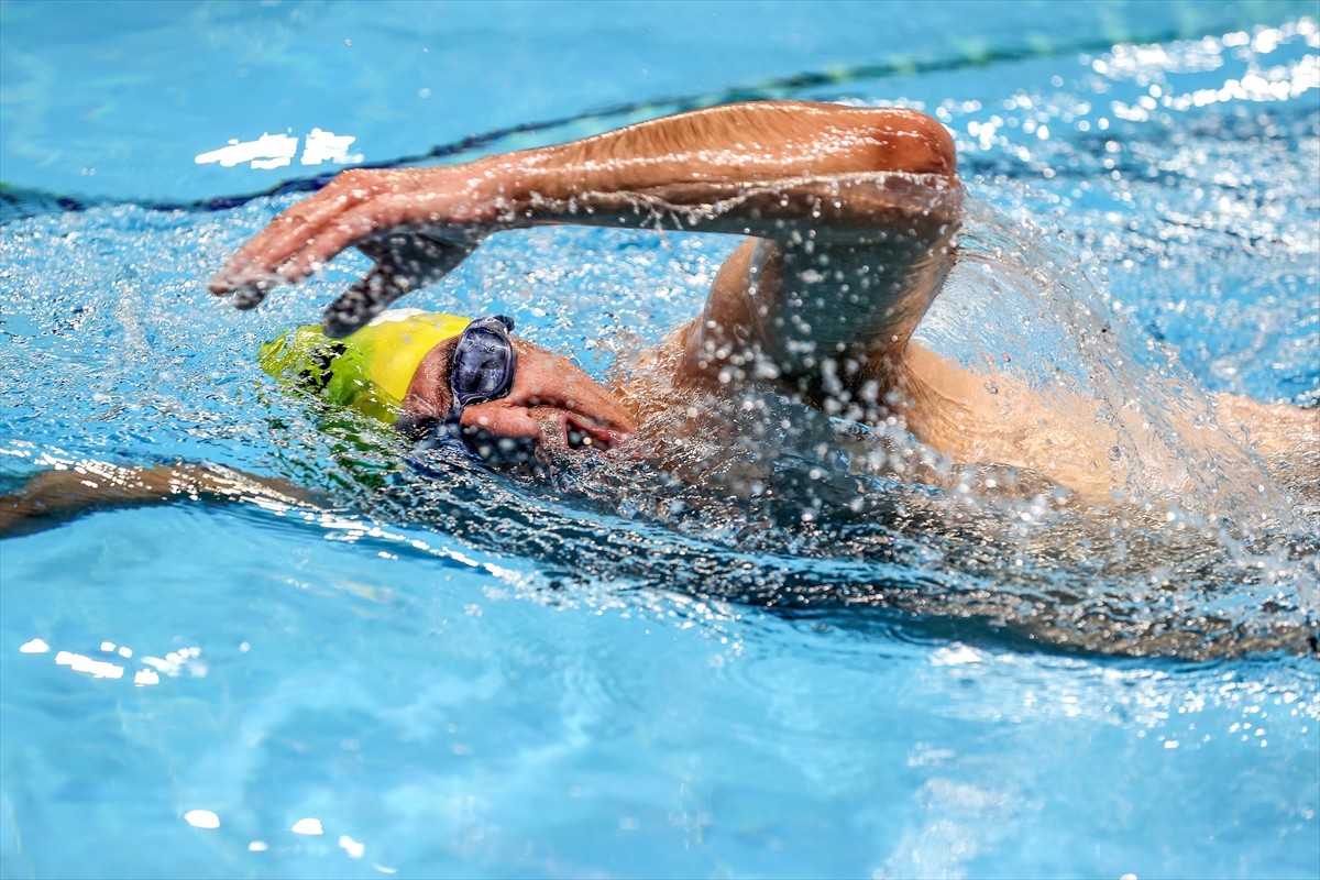 Gençlik ve Spor Bakanlığının düzenlediği Herkes İçin Yüzme Projesi Yüzme Yarışları'nın Türkiye...
