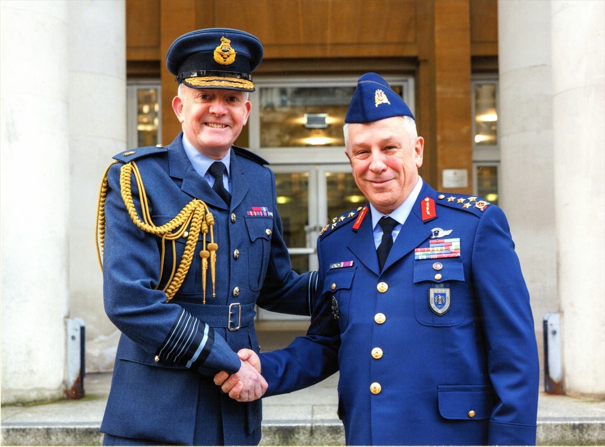 Hava Kuvvetleri Komutanı Orgeneral Ziya Cemal Kadıoğlu, Kraliyet Hava Kuvvetleri Komutanı...
