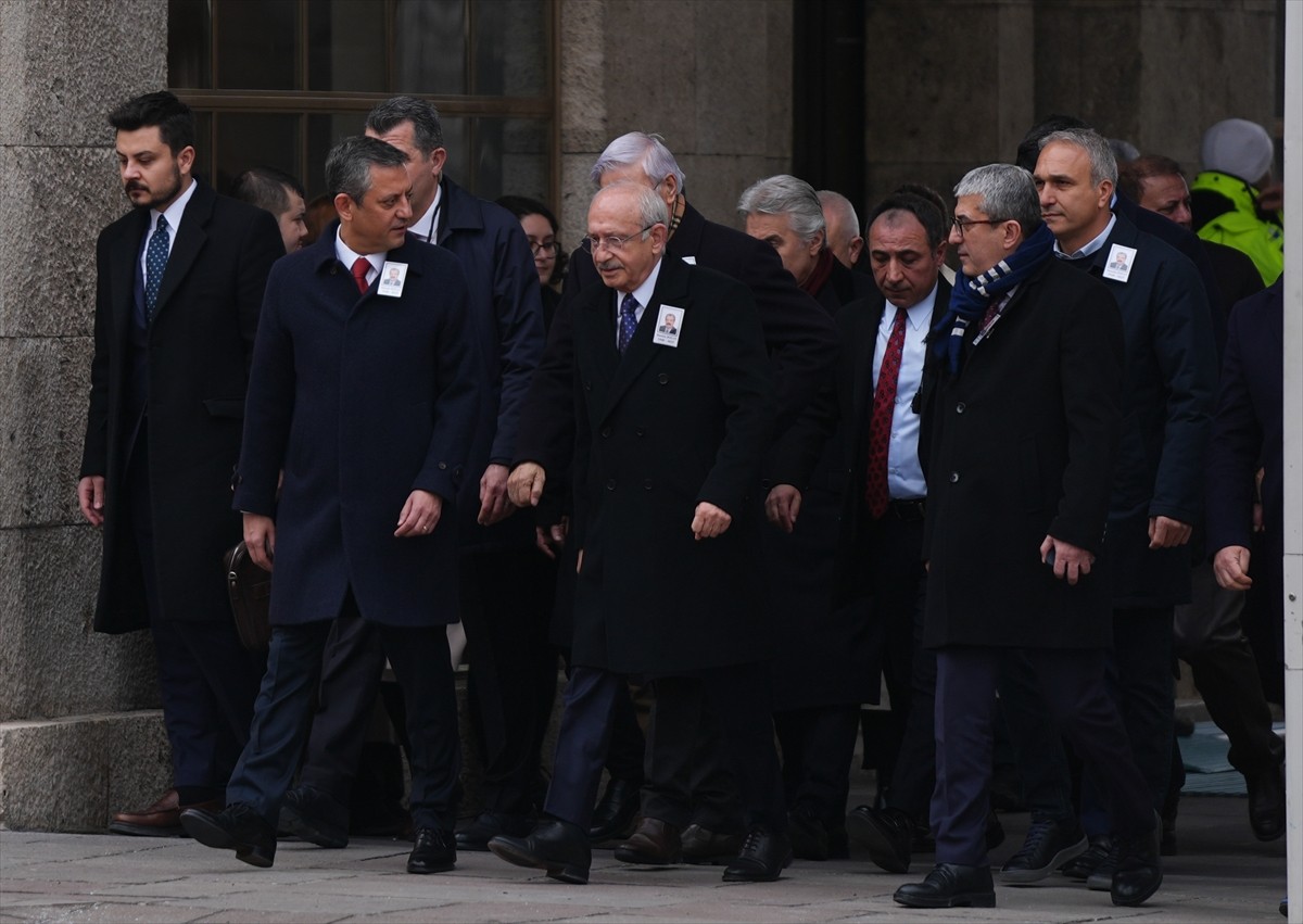Hayatını kaybeden 19. Dönem CHP Gaziantep Milletvekili Mustafa Doğan için Meclis'te cenaze töreni...