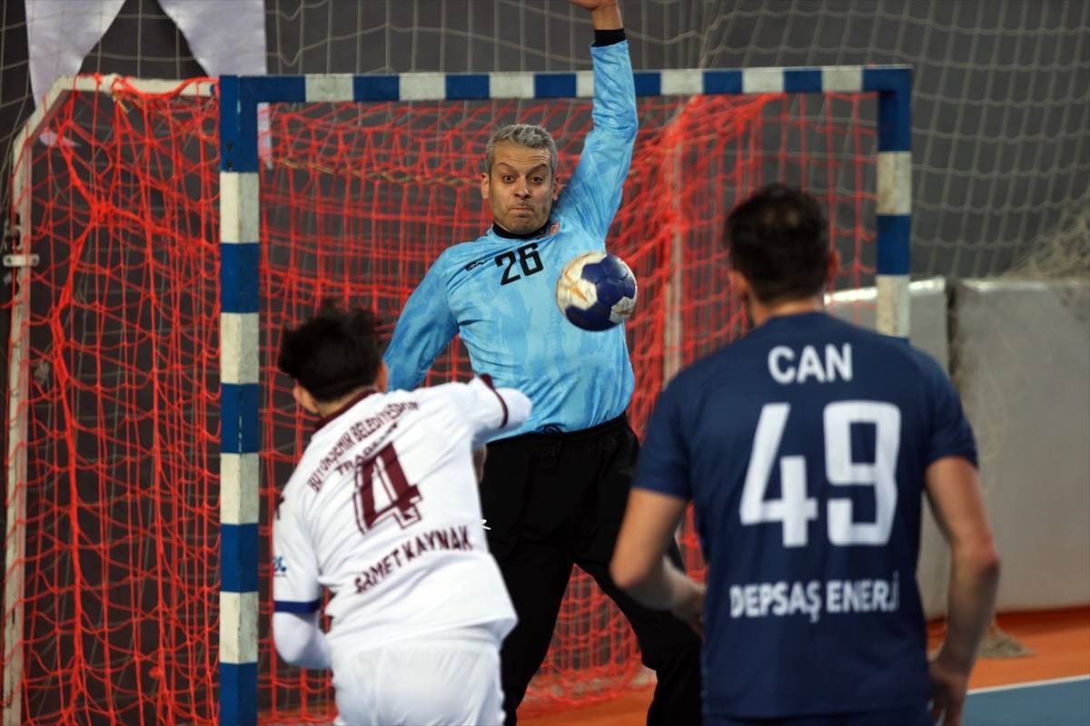Hentbol Erkekler Süper Ligi'nin 18. haftasında Trabzon Büyükşehir Belediyespor ile DEPSAŞ Enerji...